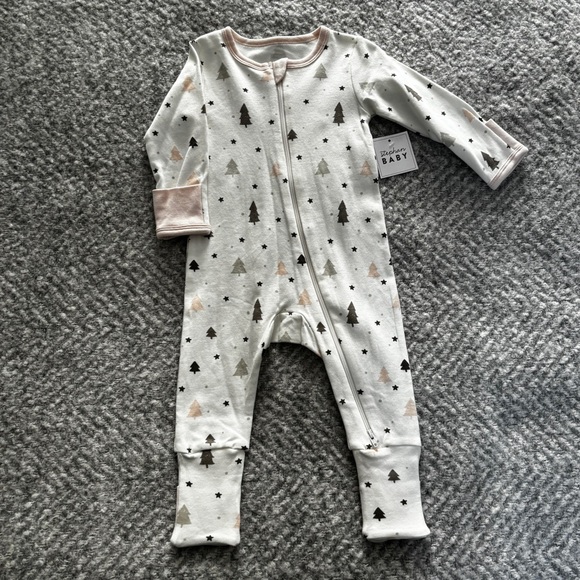 Stephan Baby Winter Wonderland Cozy Romper in Blush Trees NWT 6-12M - Picture 3 of 5